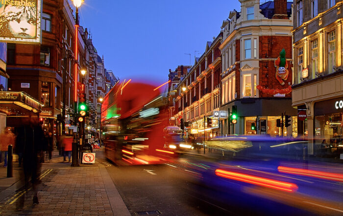 "London" by Pedro Szekely is licenced underAttribution-ShareAlike 2.0 Generic (CC BY-SA 2.0)